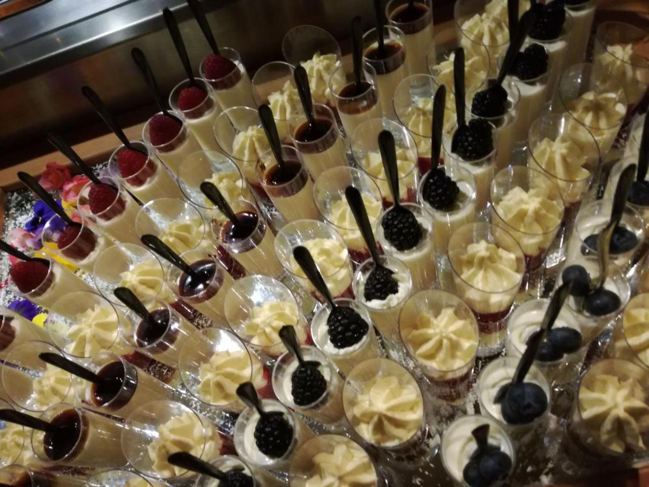 阿拉斯加酒店 塞尔瓦迪加尔代纳山谷 外观 照片
